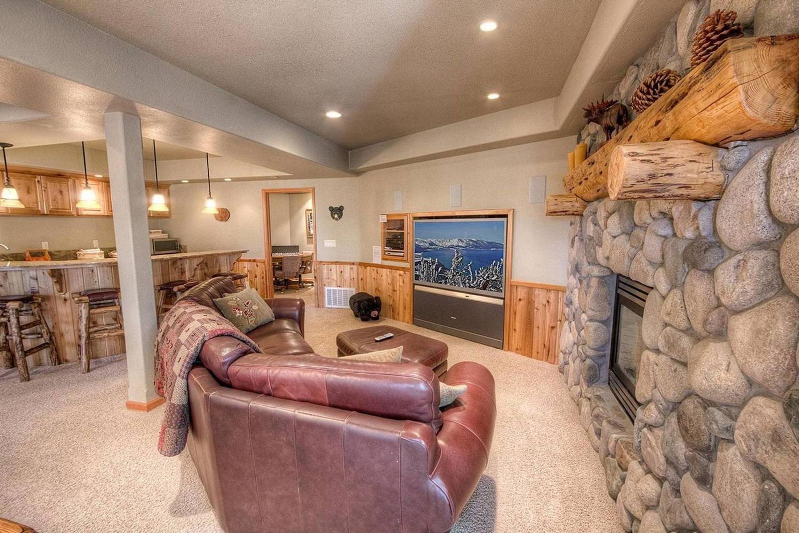 Getting Away Together by Lake Tahoe Accommodations Main image 1